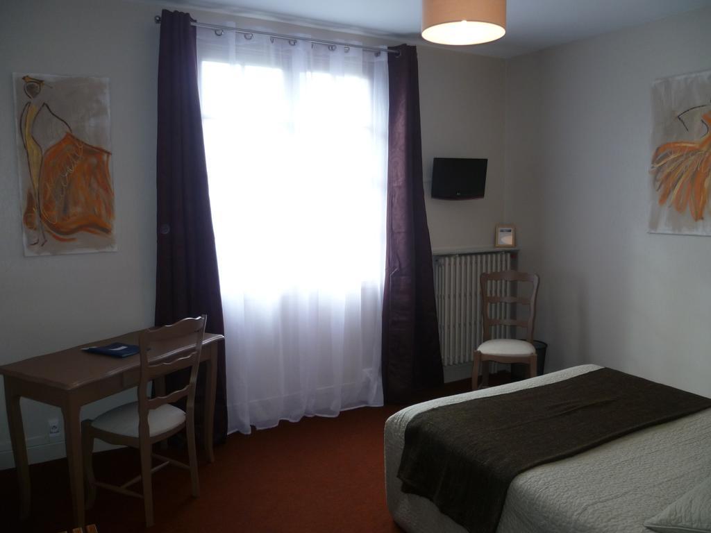Hôtel La Résidence Villeneuve-sur-Lot Quarto foto