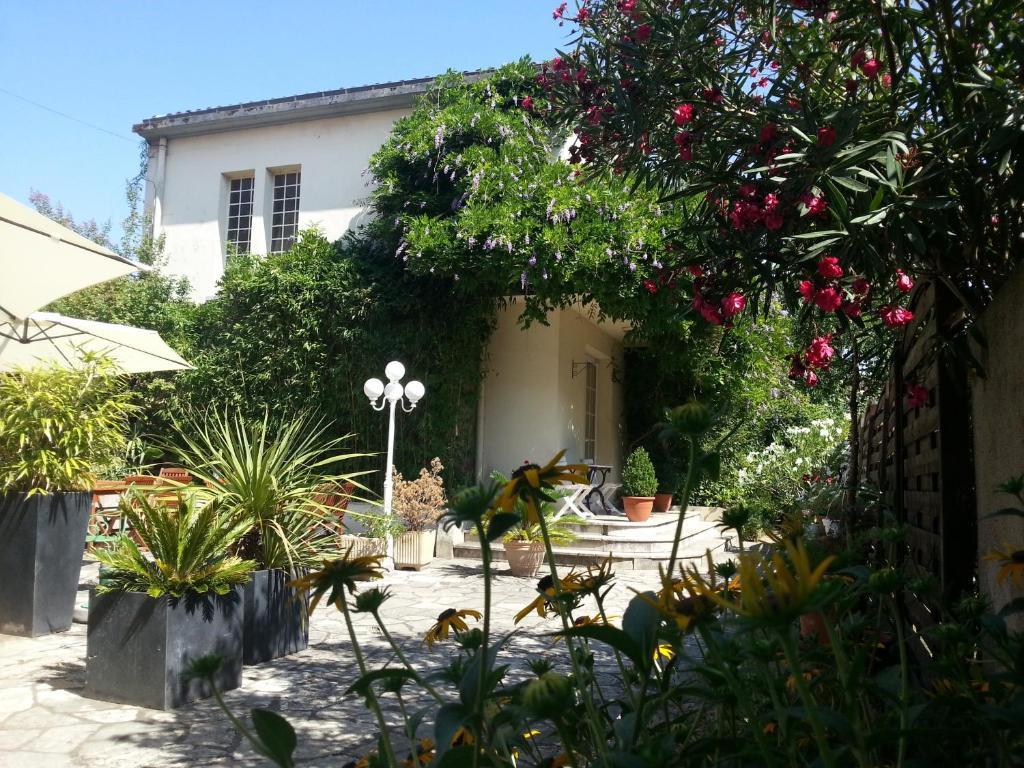 Hôtel La Résidence Villeneuve-sur-Lot Exterior foto
